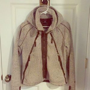 Kuhl Flight Jack ❄️